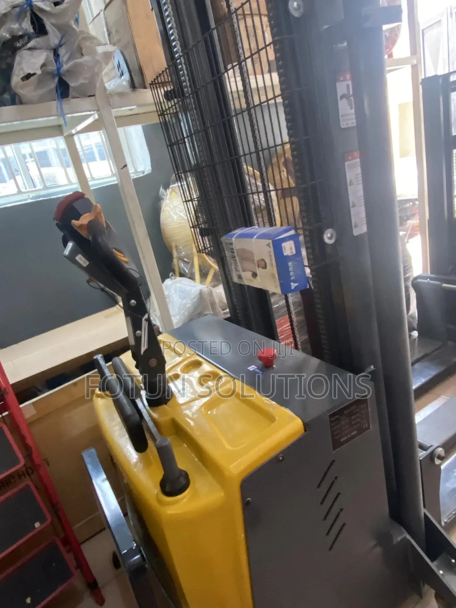Electric Forklift 2tons by 5meters