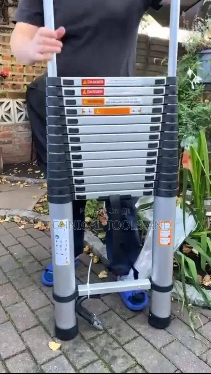 Telescopic Extension Ladder.