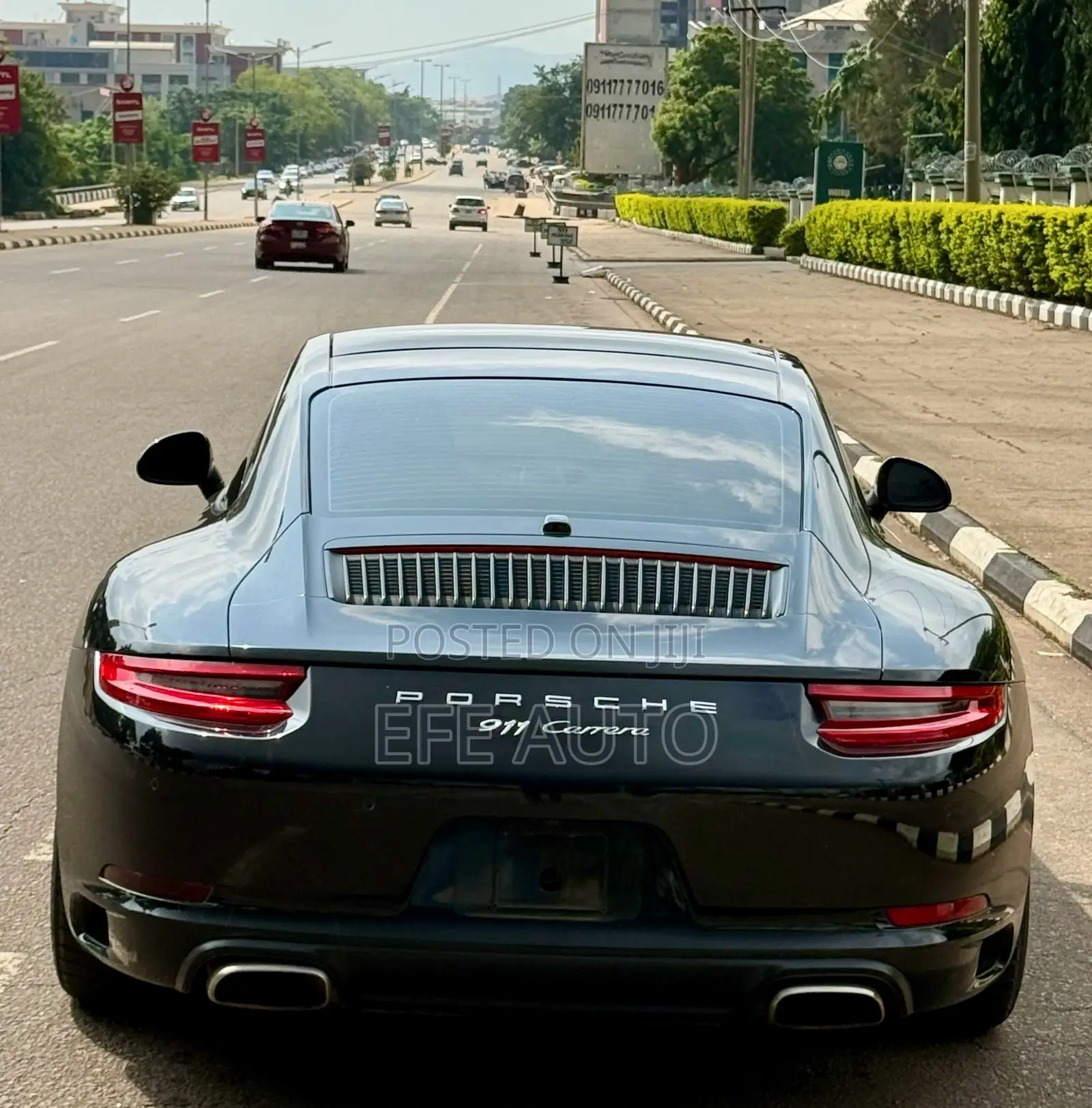 Porsche 911 Carrera 4 AWD 2018 Black