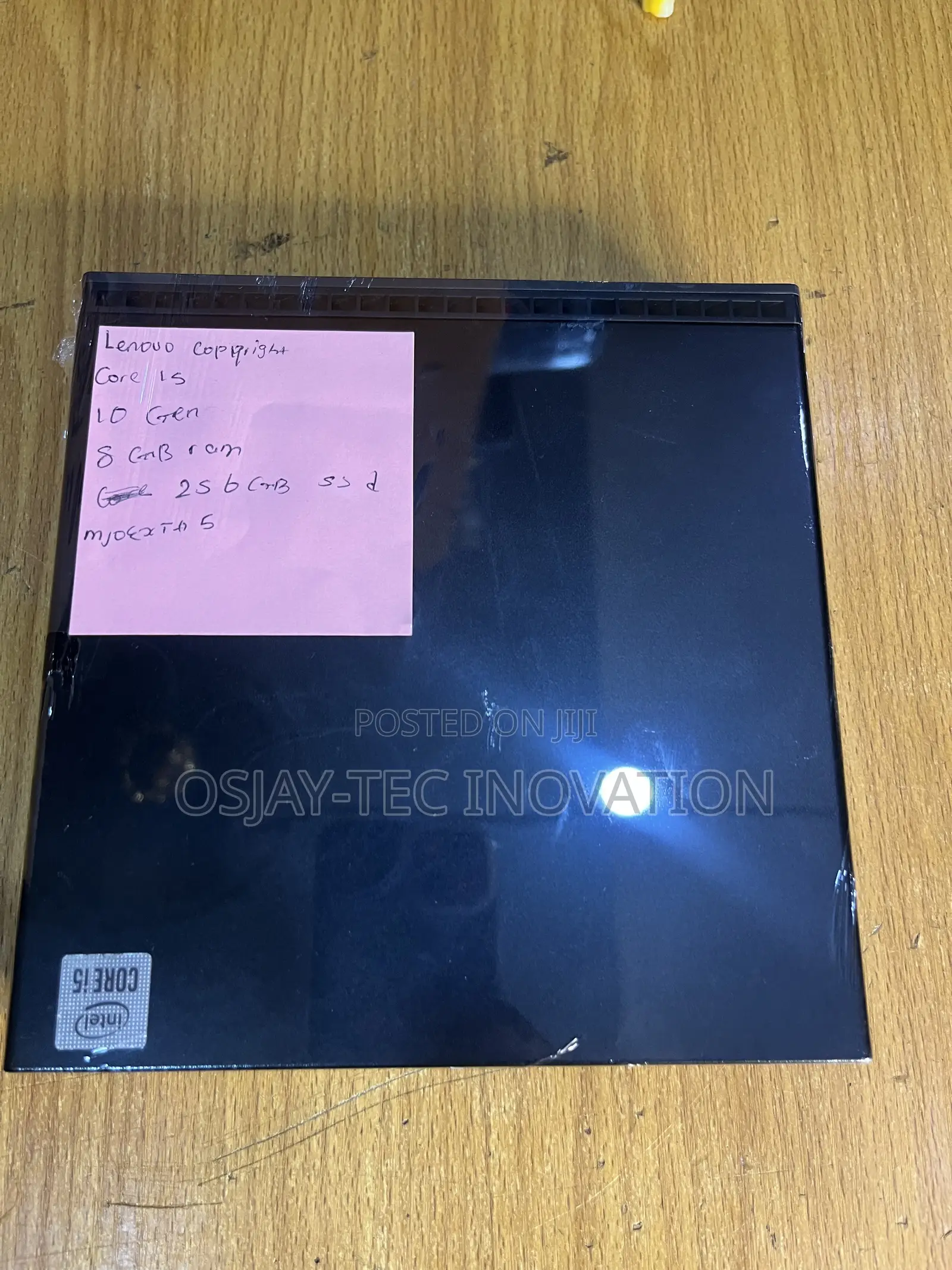 Lenovo ThinkCentre M600 Tiny 8GB Intel Core i5 SSD 256GB