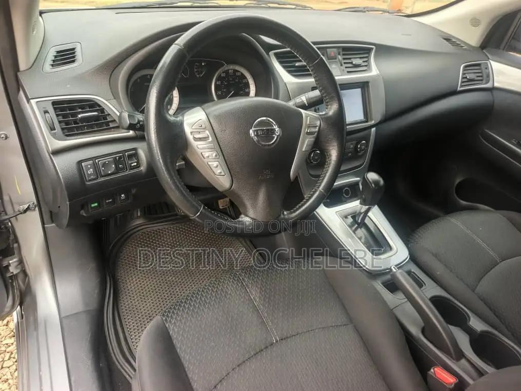 Nissan Sentra 2014 Silver