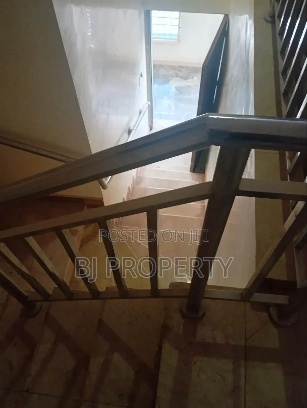 Furnished 1bdrm Penthouse in Hill View, Kubwa for rent