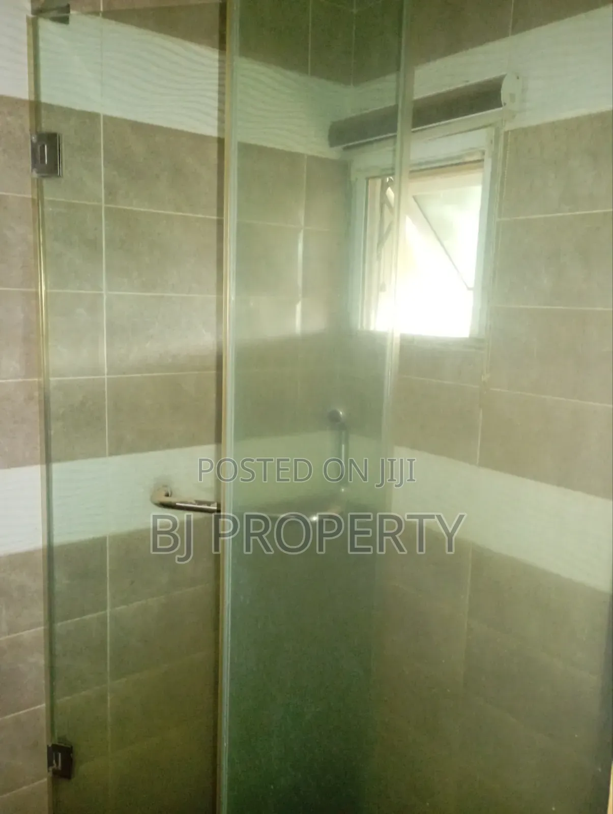 Furnished 1bdrm Penthouse in Hill View, Kubwa for rent