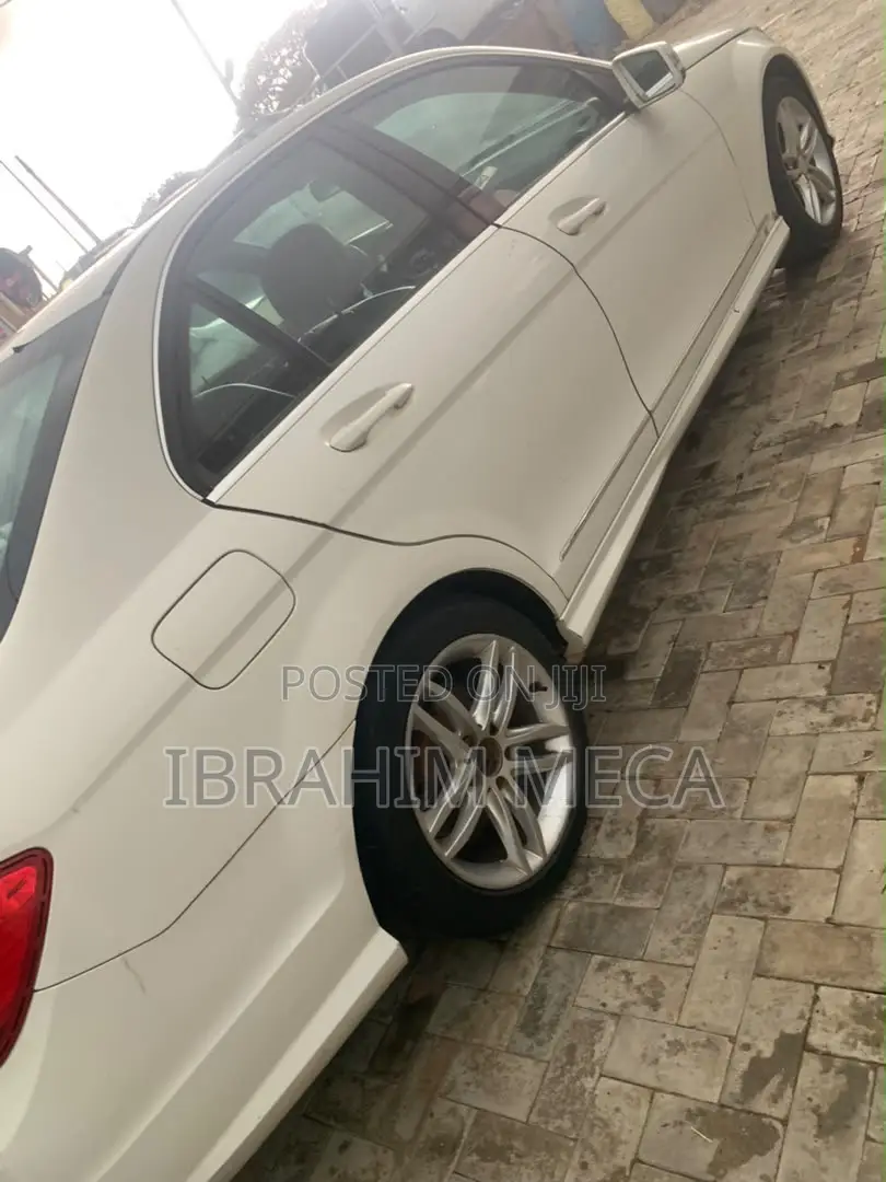 Mercedes-Benz C300 Sport 4Matic Sedan AWD (3.0L 6cyl 7A) 2012 White