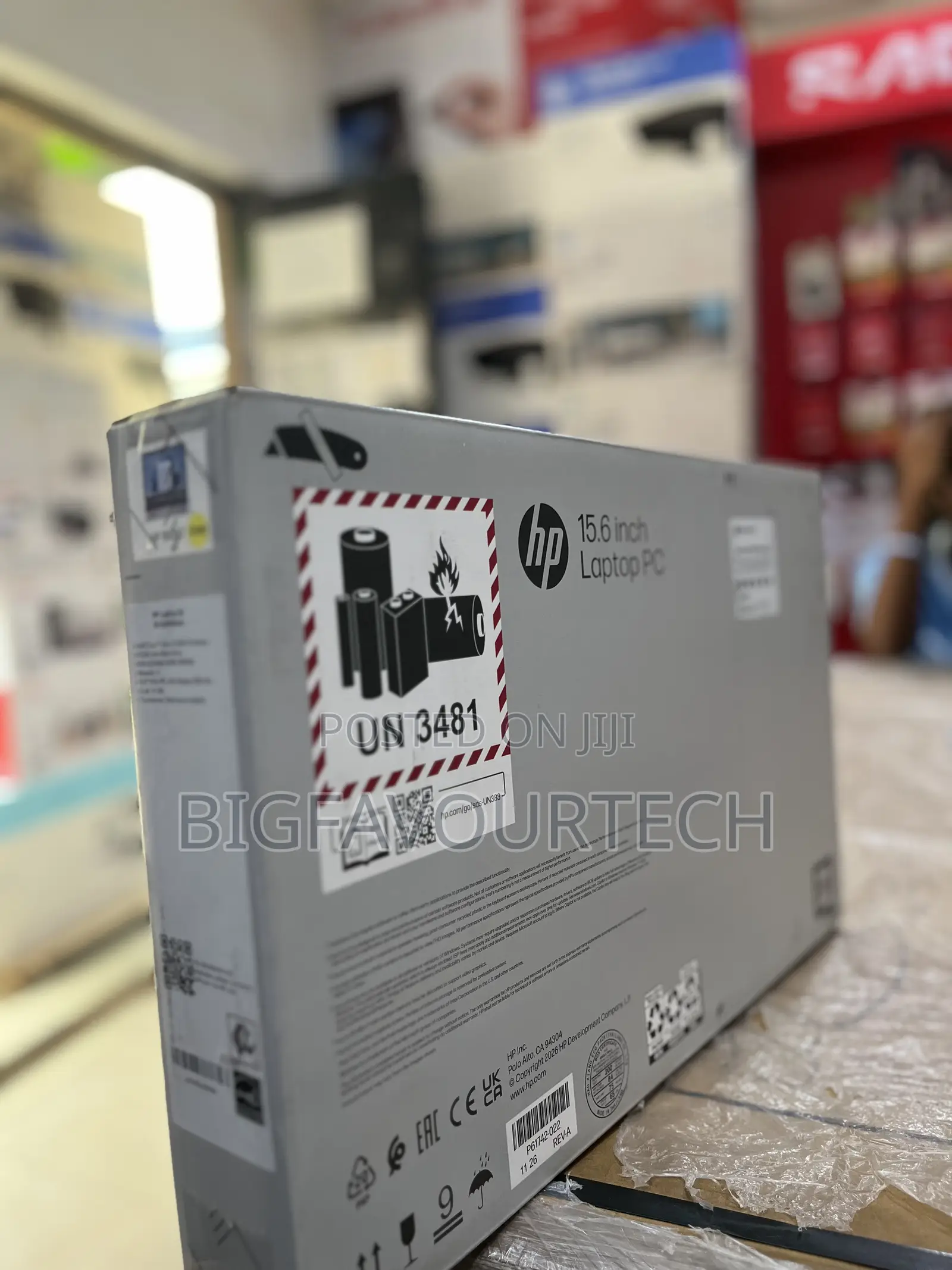 New Laptop HP 15-f272wm 8GB Intel Core Ultra 5 SSD 512GB