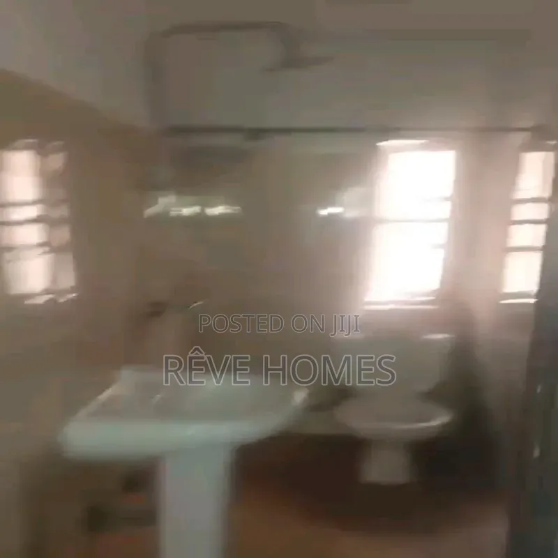 3bdrm Block of Flats in Phase 1 / Gbagada for rent