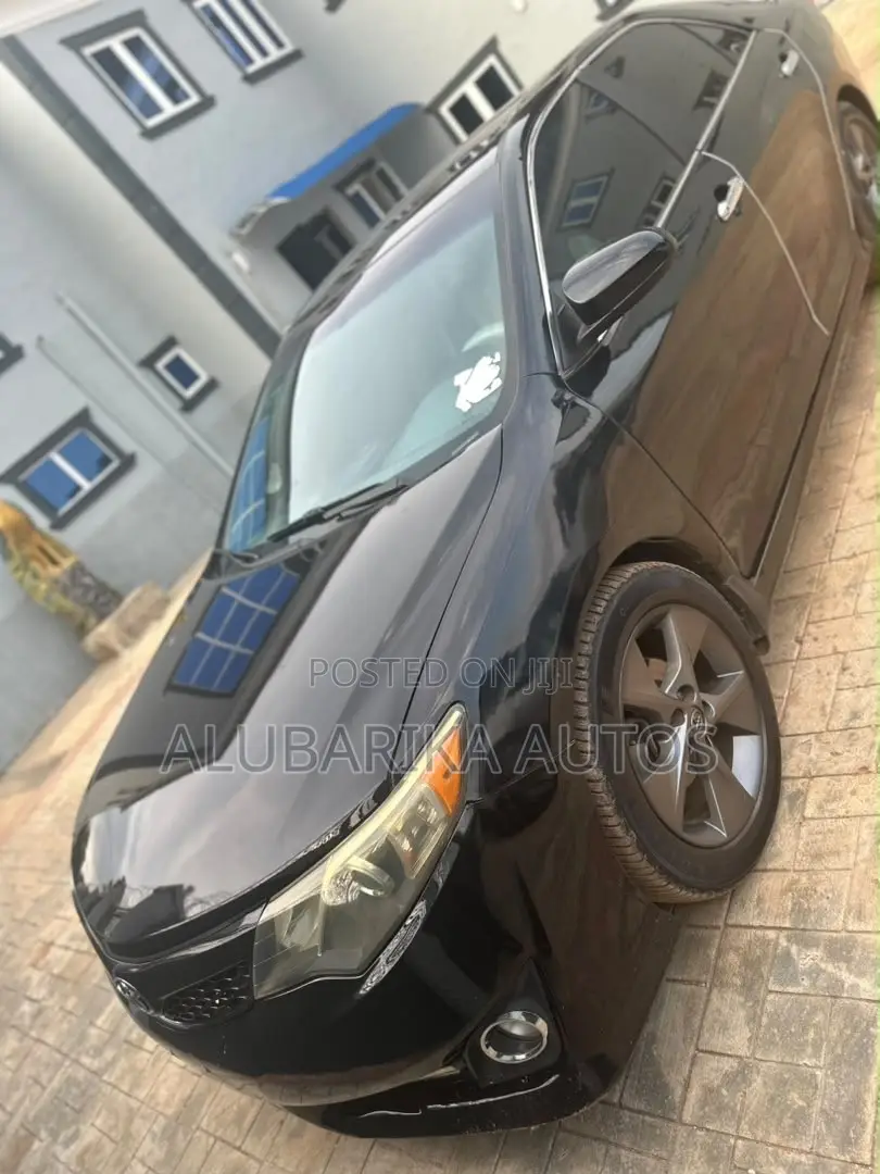 Toyota Camry 2013 Black