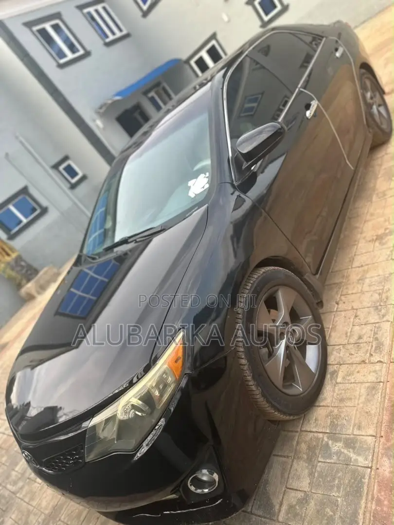 Toyota Camry 2013 Black
