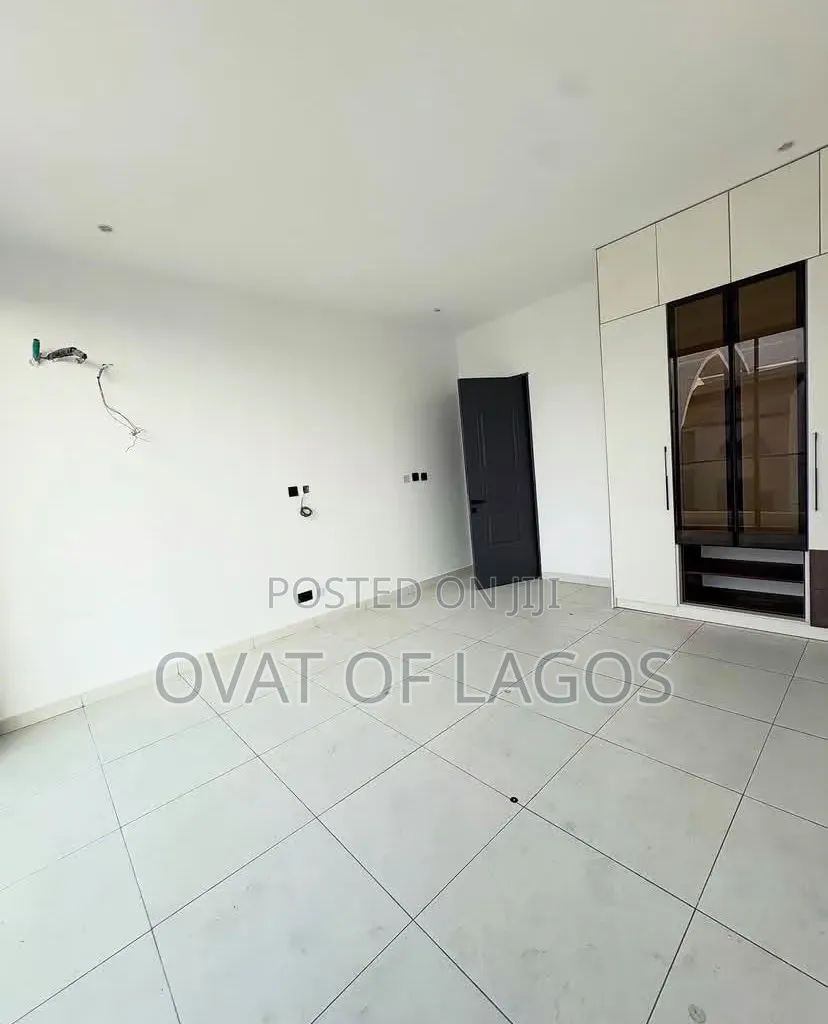 2bdrm Apartment in Ikate for rent