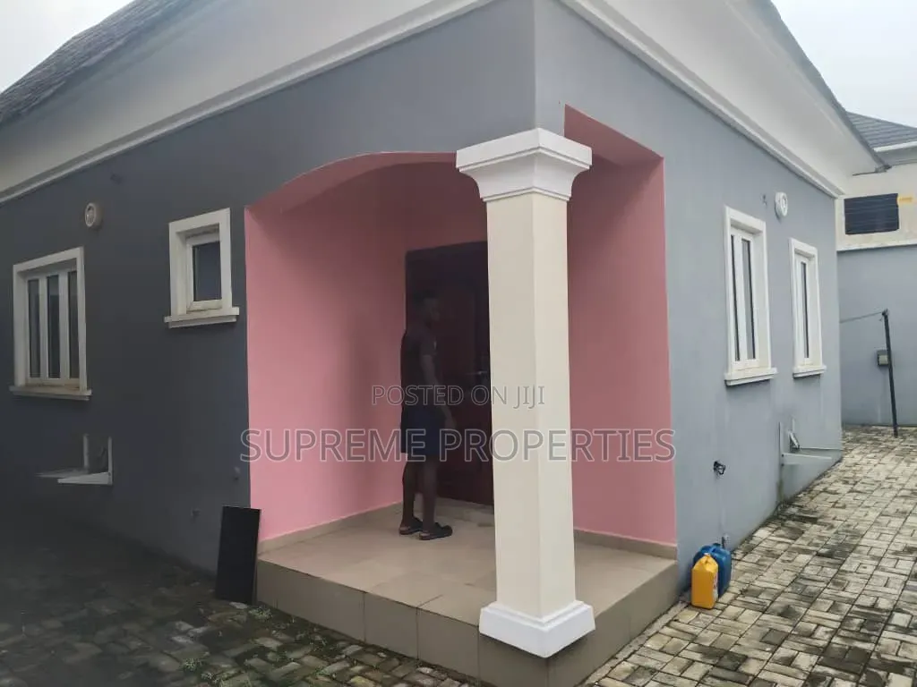 1bdrm Room & Parlour in Akobo Akala Estate, Ibadan for rent
