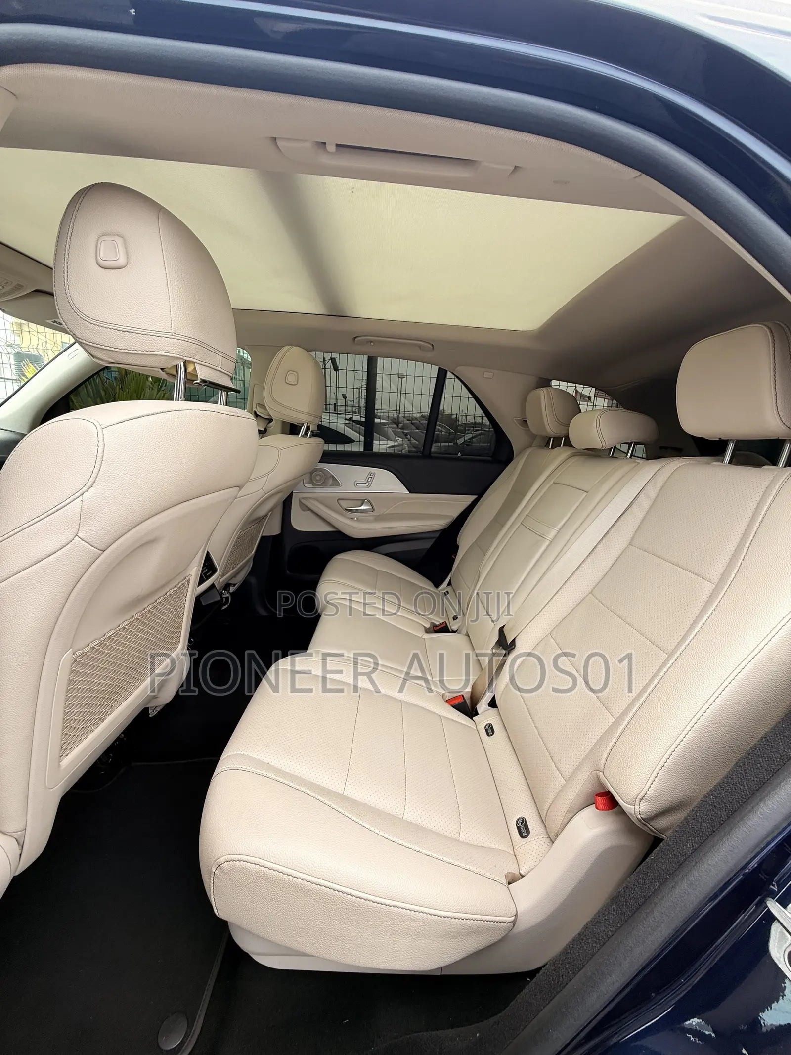 Mercedes-Benz GLE-Class GLE 350 2022 Blue