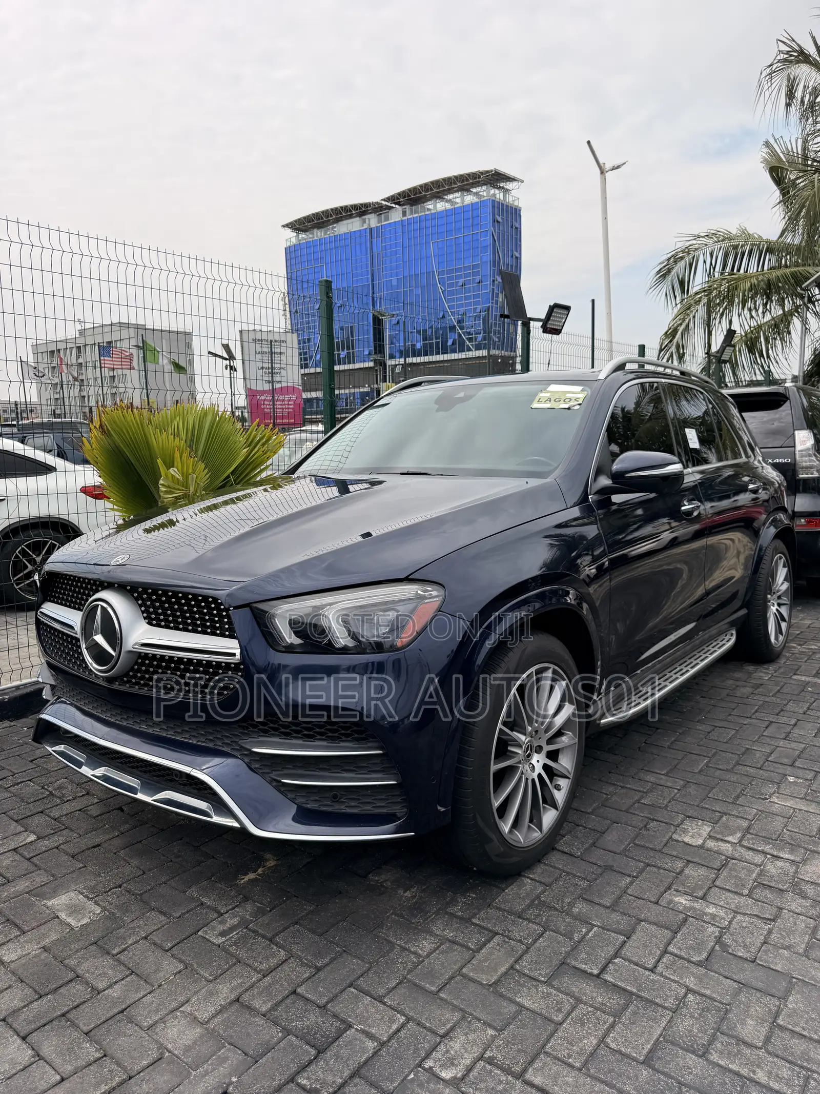 Mercedes-Benz GLE-Class GLE 350 2022 Blue