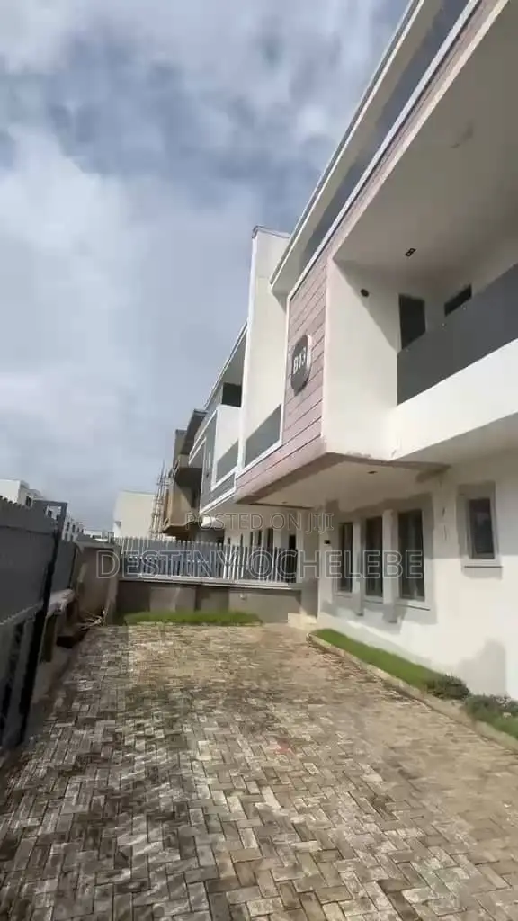 4bdrm Duplex in Kukwaba, Close To, Kubwa for rent