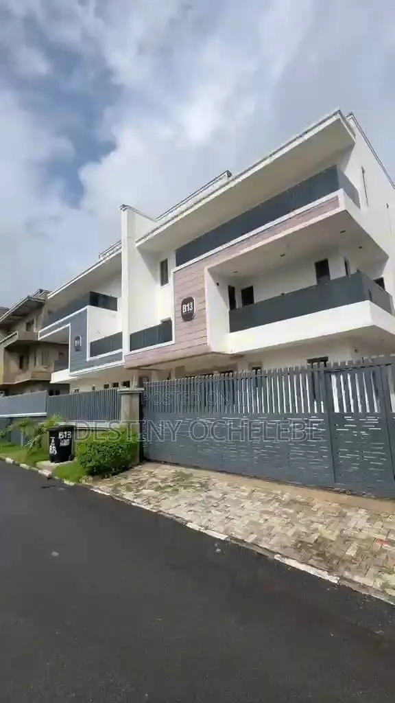 4bdrm Duplex in Kukwaba, Close To, Kubwa for rent