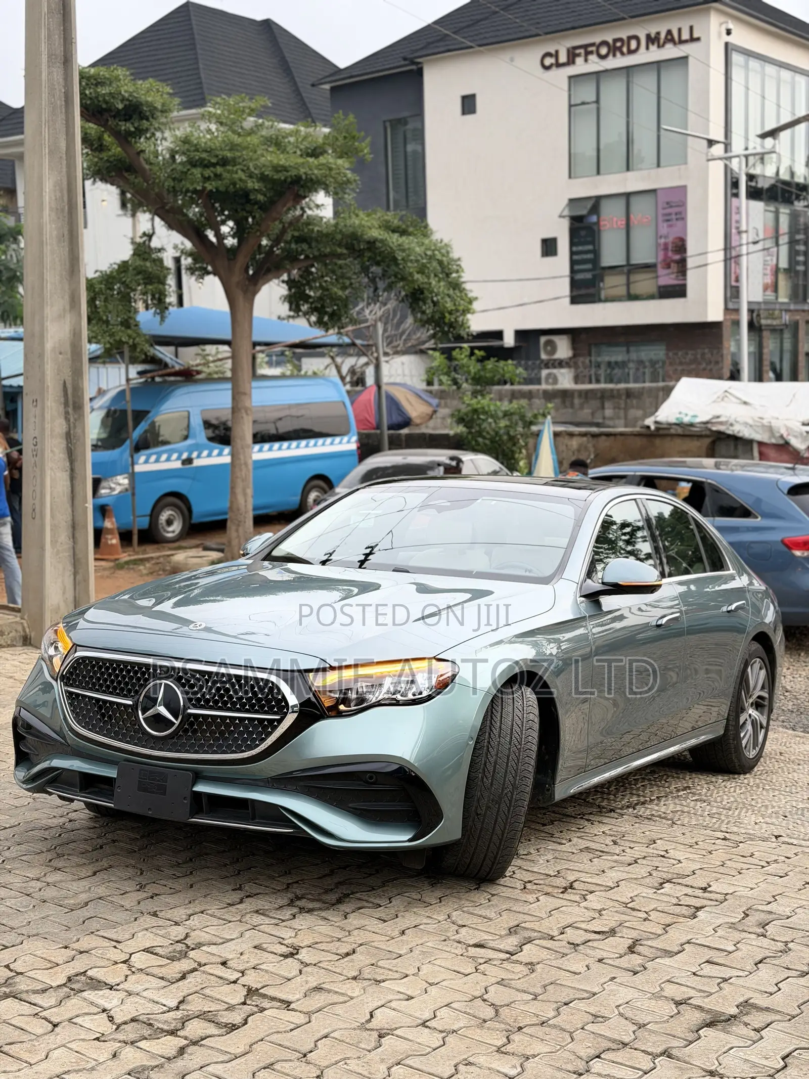 Mercedes-Benz E350 2024 Green