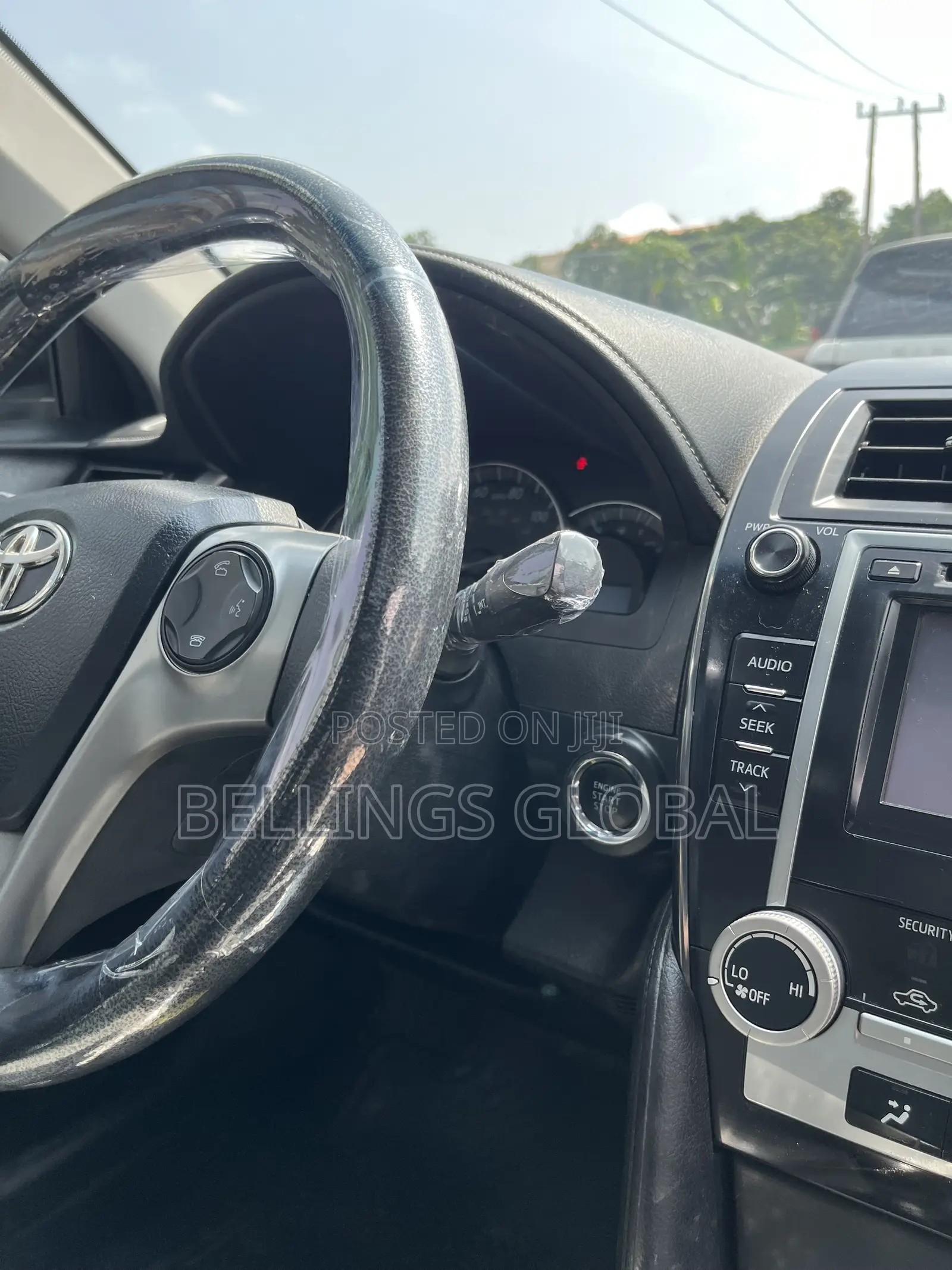 Toyota Camry LE 4dr Sedan (2.5L 4cyl 6A) 2012 Silver