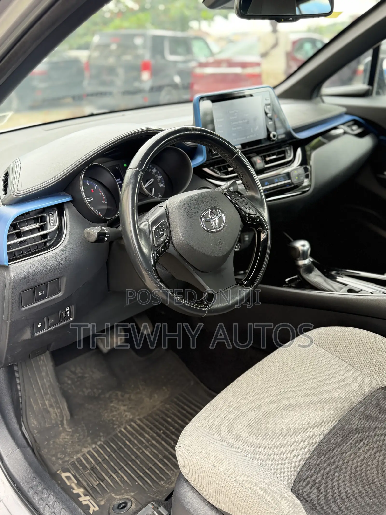 Toyota C-HR Limited FWD 2019 Gray