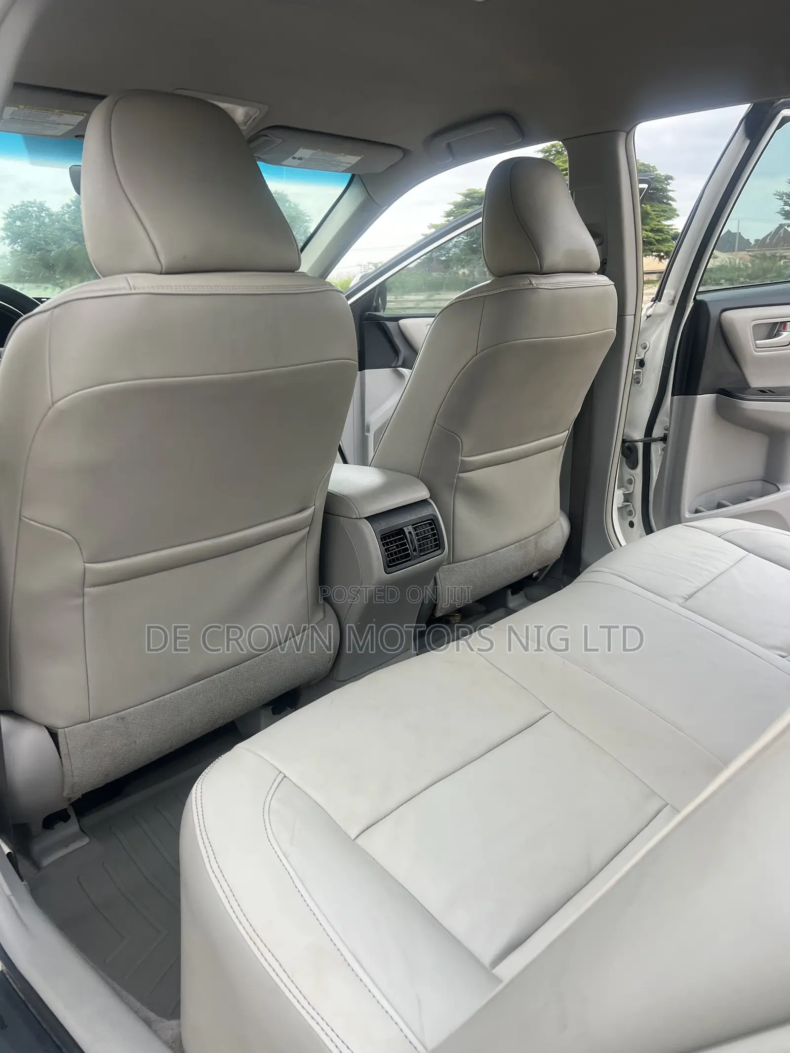 Toyota Camry XLE 4dr Sedan (2.5L 4cyl 6A) 2015 White