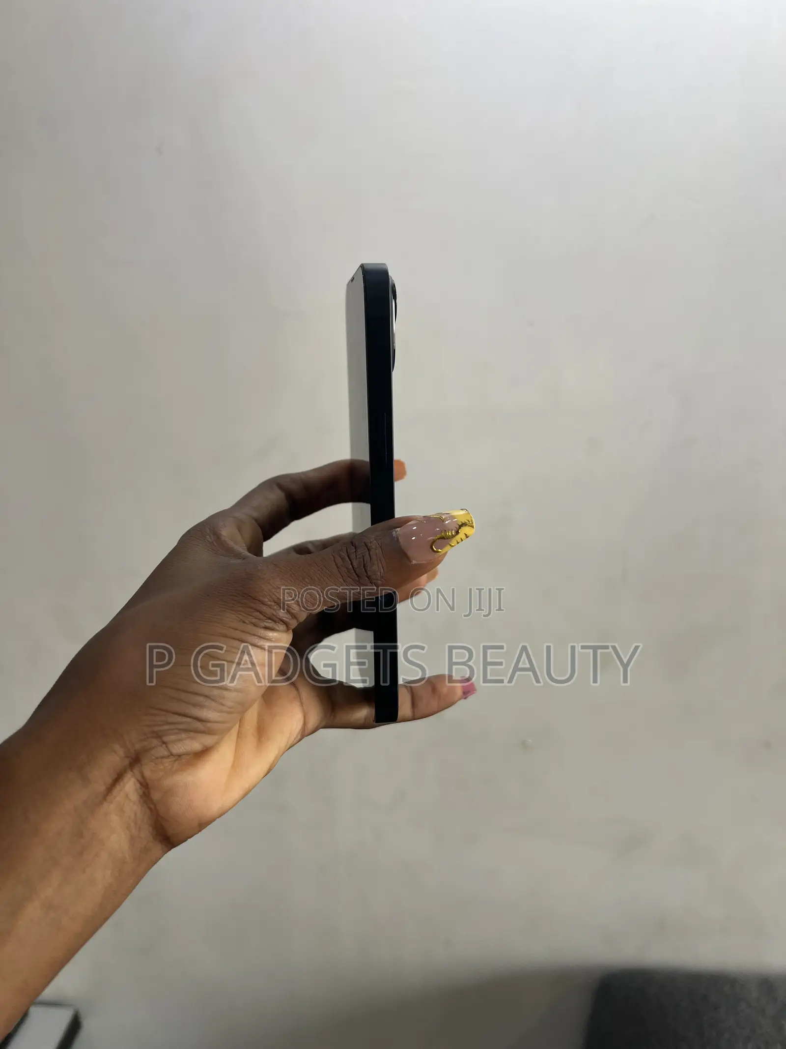 Apple iPhone 13 128 GB