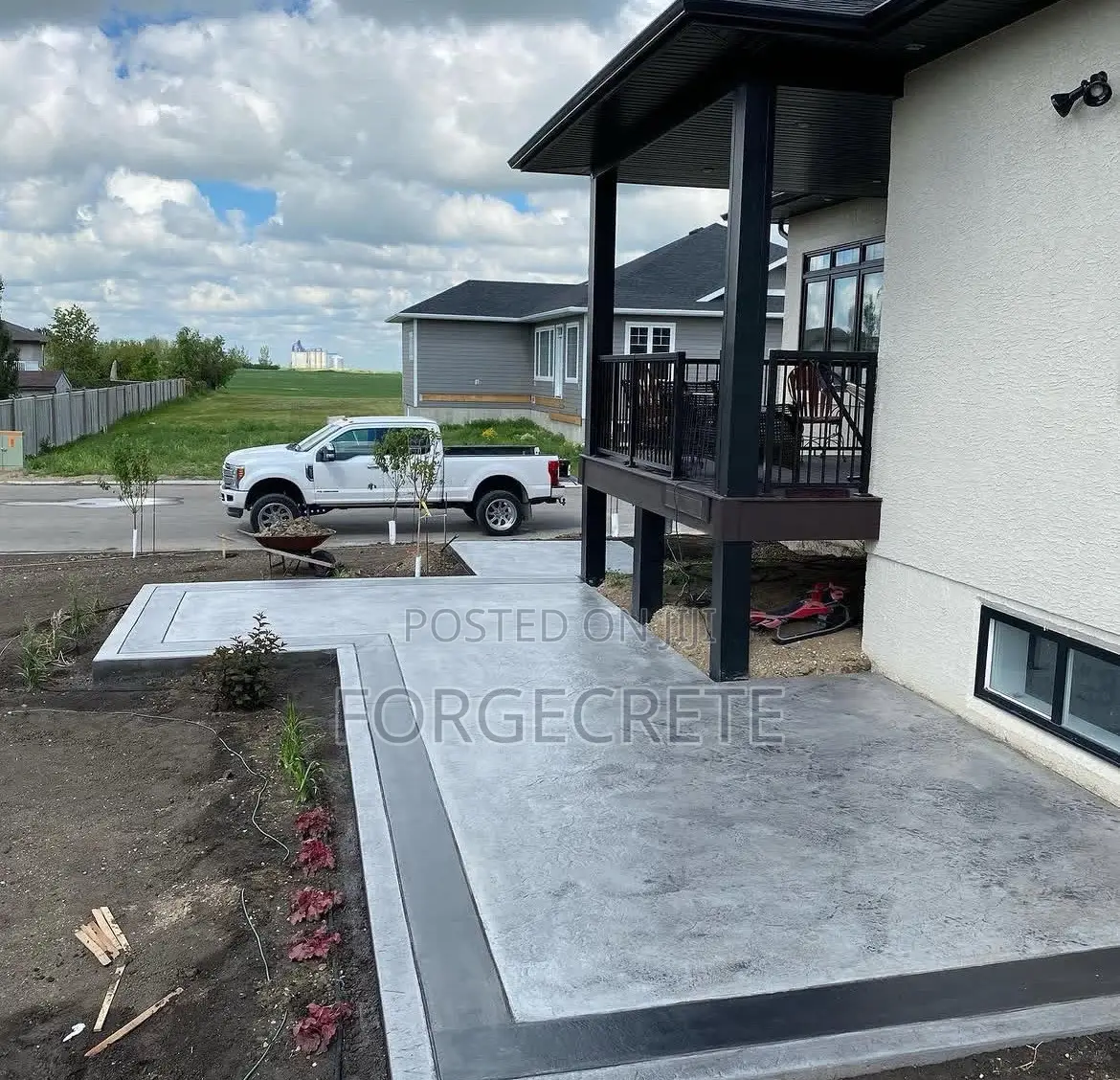 Strong and Attractive Concrete Floor Designs