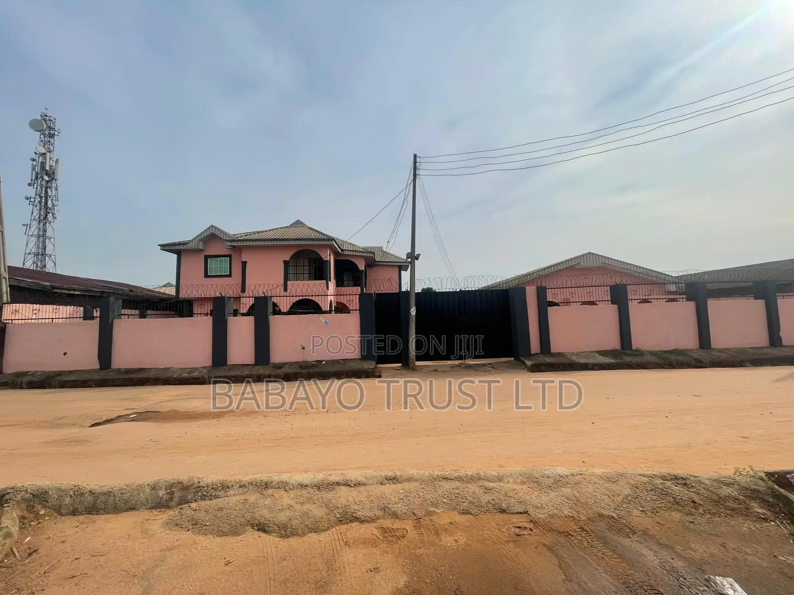 3bdrm Block of Flats in Babayo Priorities, Benin City for sale