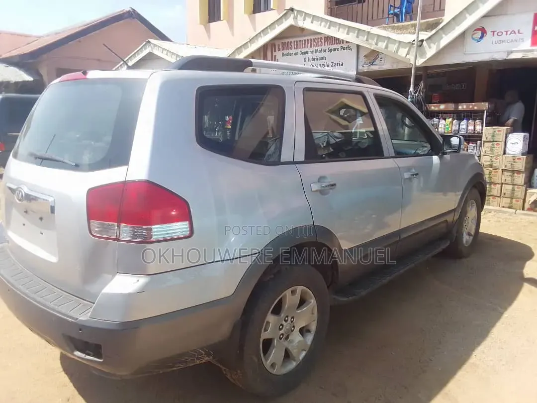 Kia Mohave 2008 Silver