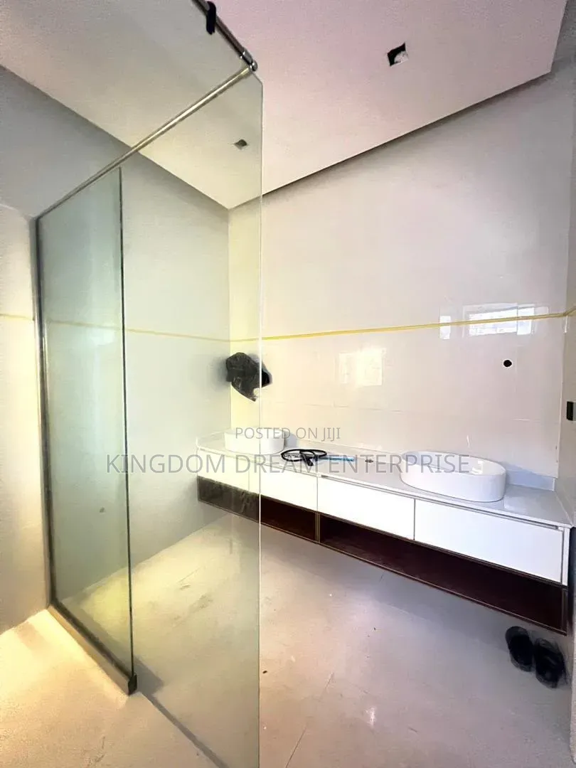 3bdrm Apartment in Banana Island Ikoyi for sale