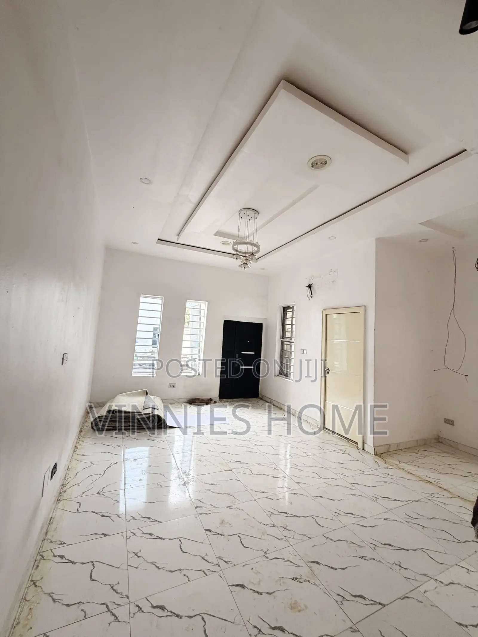 4bdrm Duplex in Lekki Phase 1 for rent