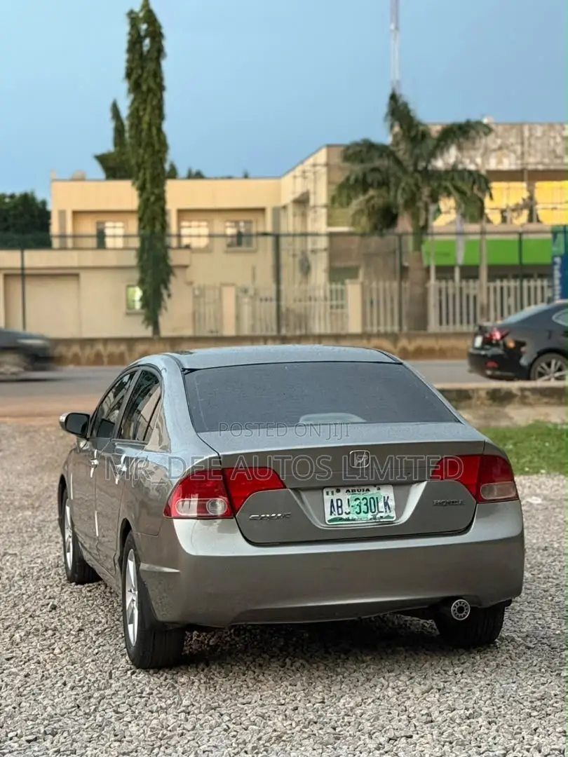 Honda Civic 2007 Gray