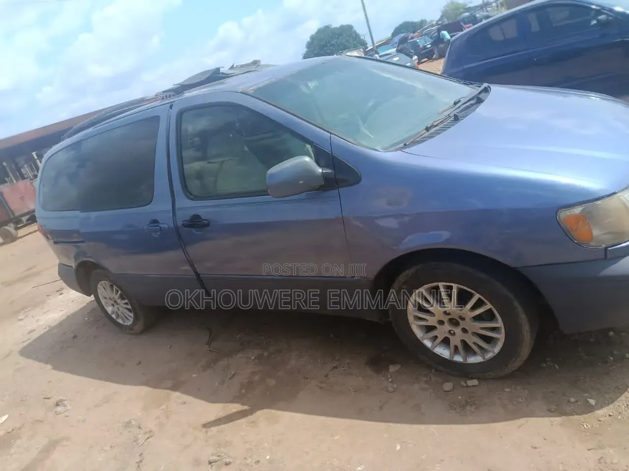 Toyota Sienna 2000 Blue