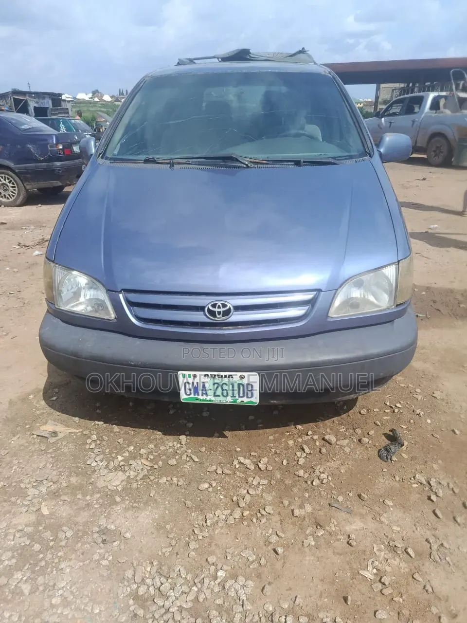 Toyota Sienna 2000 Blue