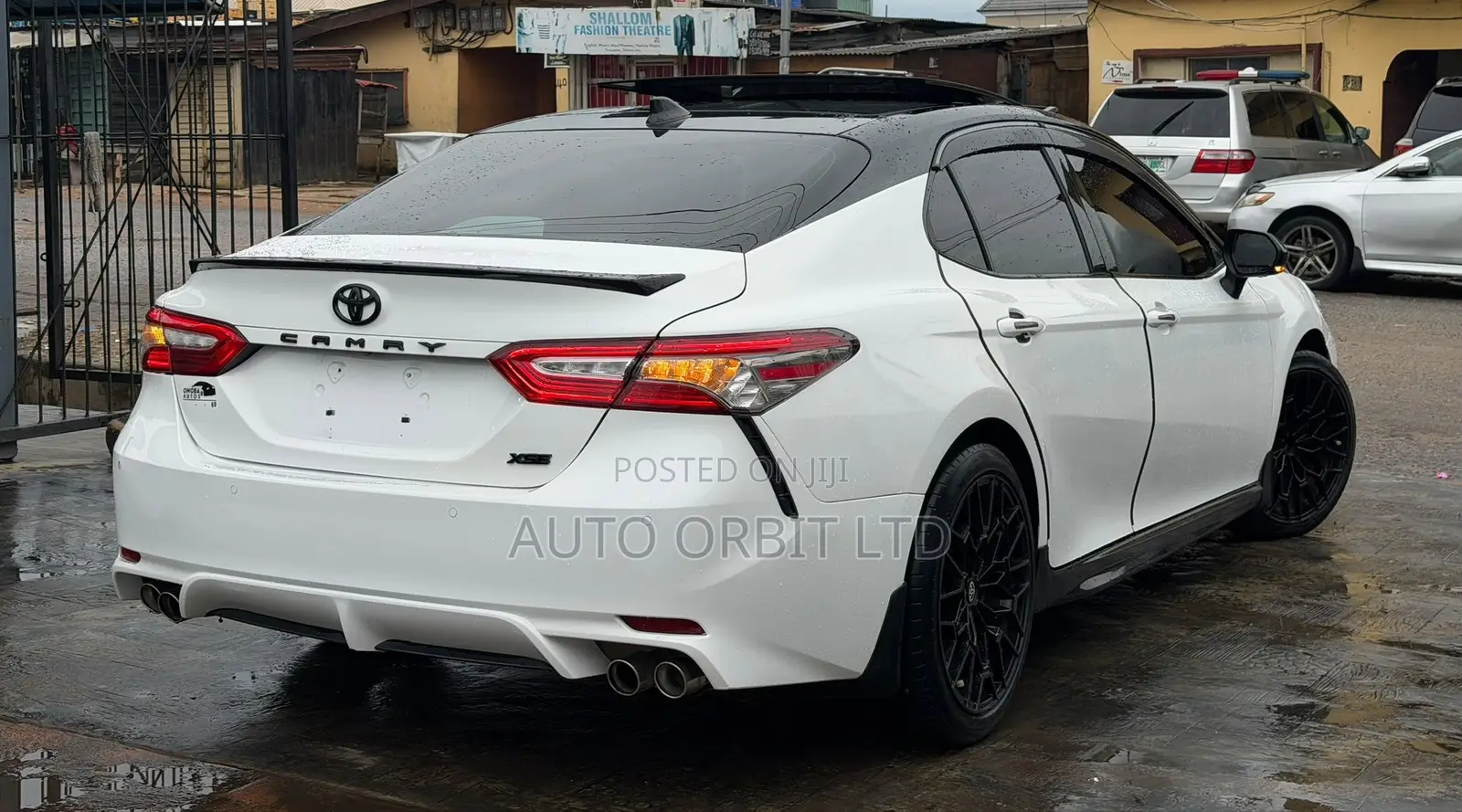 Toyota Camry XSE FWD 2020 White