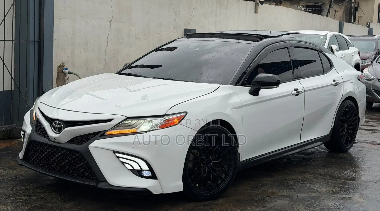 Toyota Camry XSE FWD 2020 White