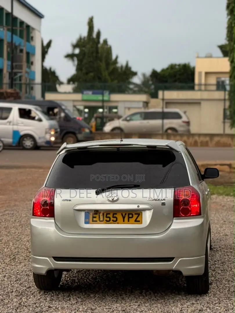 Toyota Corolla 2006 Silver