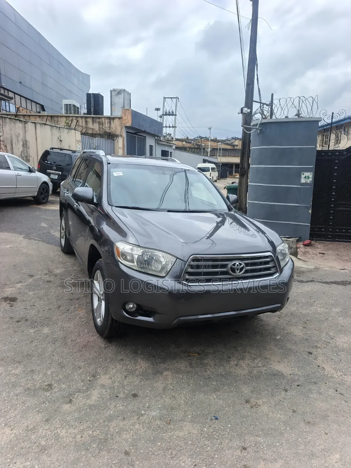 Toyota Highlander 2010 Gray