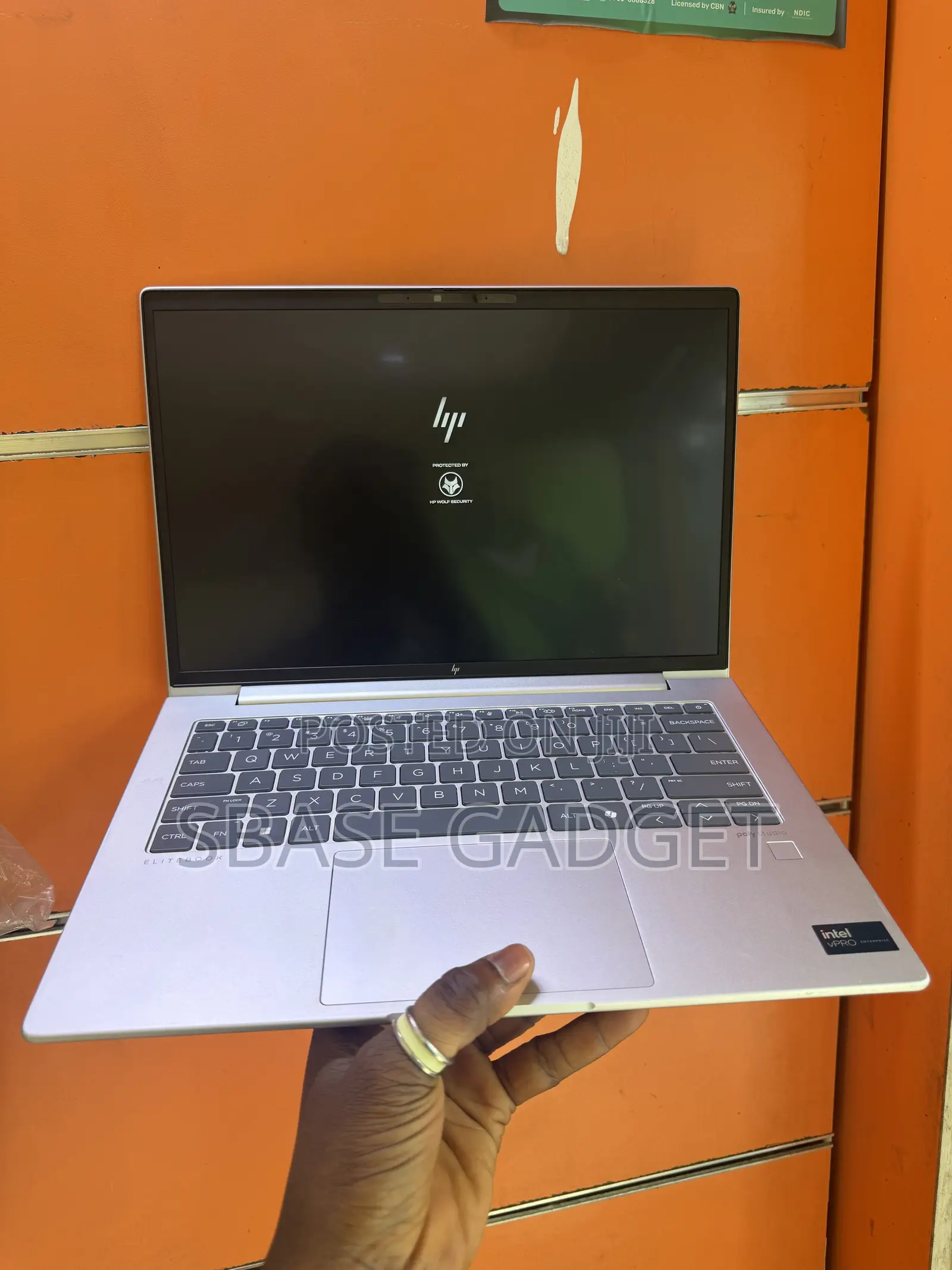 Laptop HP EliteBook 640 G11 16GB Intel Core Ultra 7 SSD 512GB