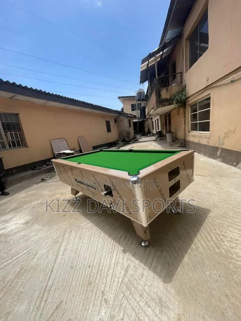Marble and Coin Snooker Board With Accessories