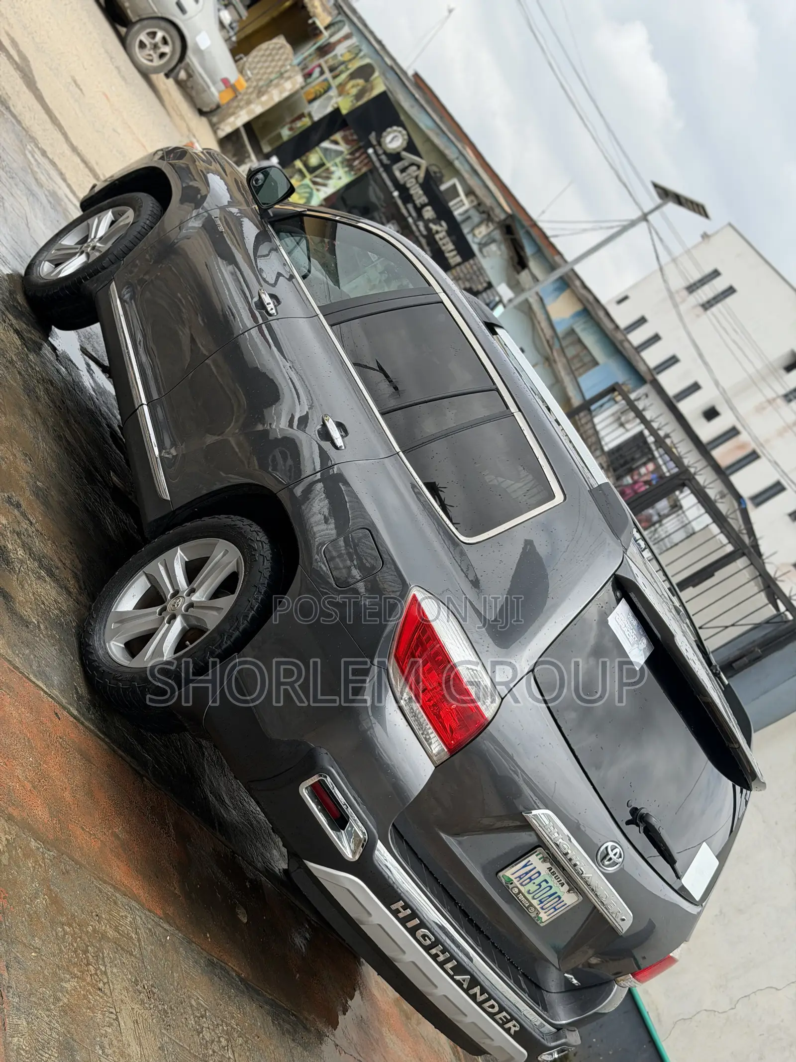 Toyota Highlander Limited 3.5l 4WD 2013 Gray