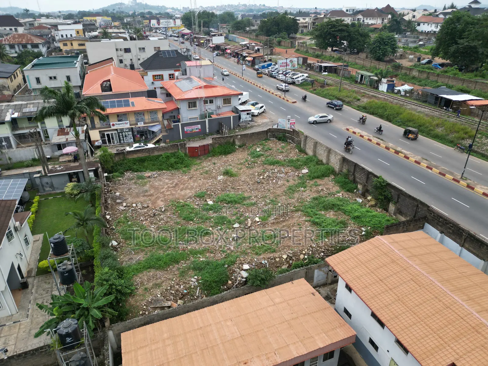 920Sqm Bare Fenced Land for Sale in Bodija,Ibadan