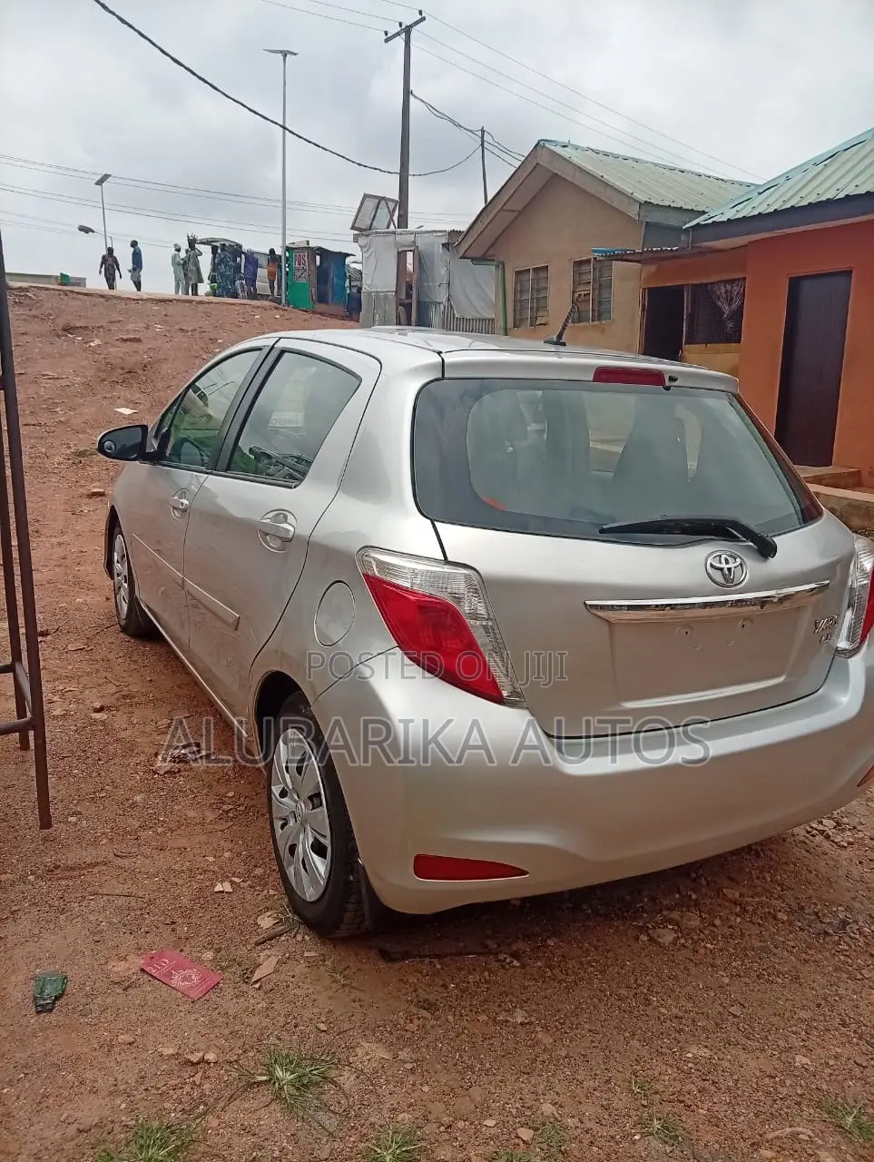Toyota Yaris 2010 Gold
