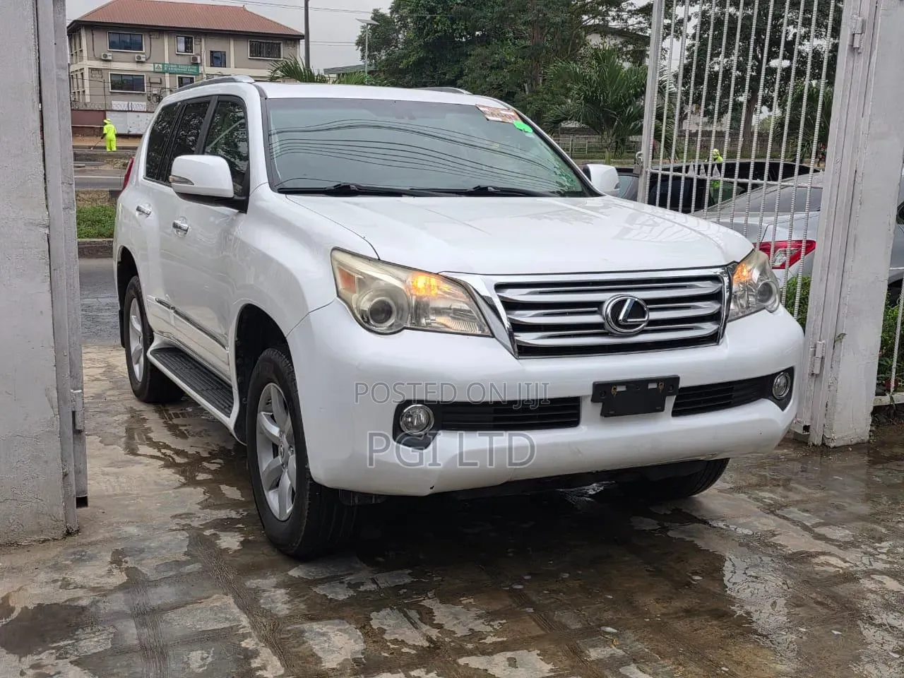 Lexus GX 2013 White
