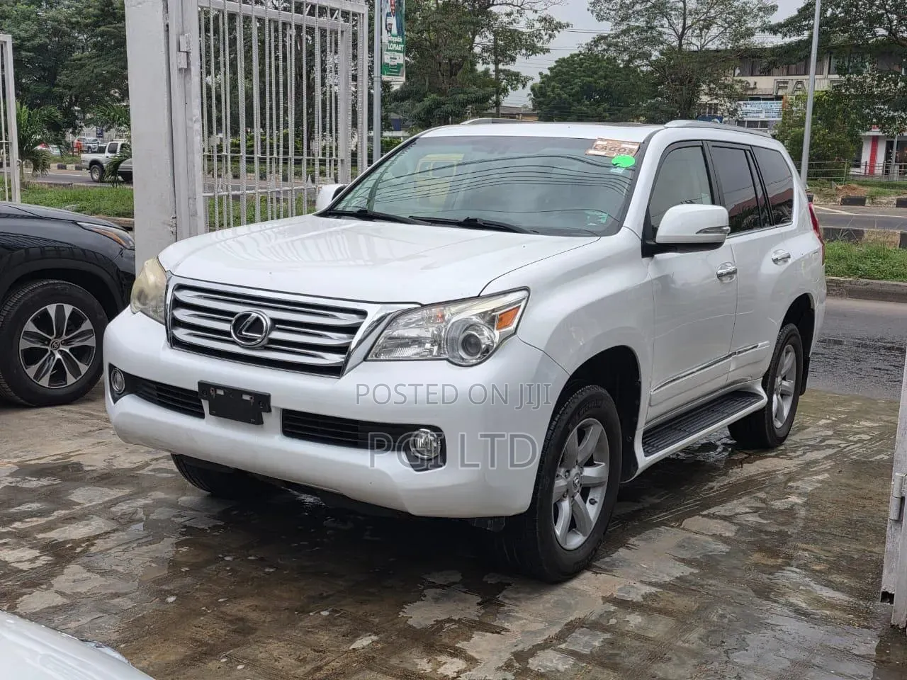 Lexus GX 2013 White
