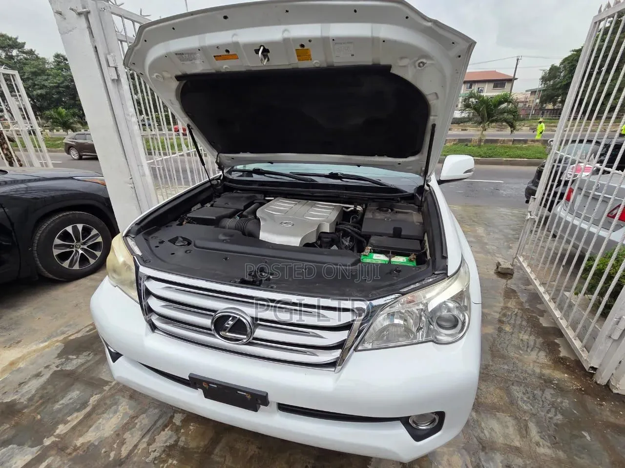 Lexus GX 2013 White