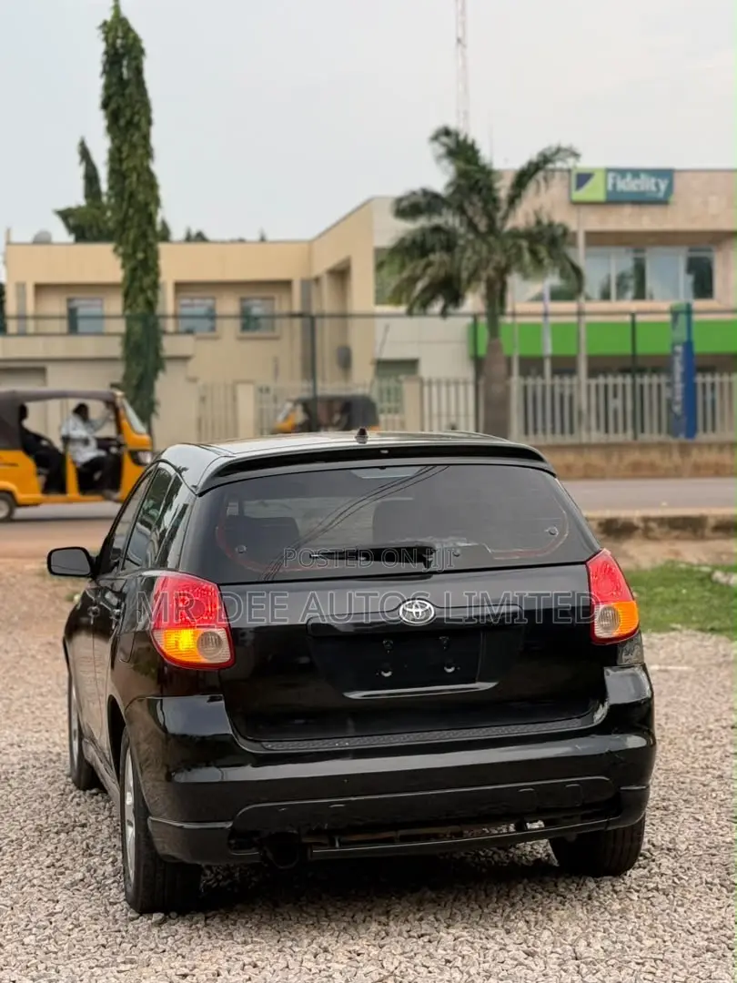 Toyota Matrix 2004 Black