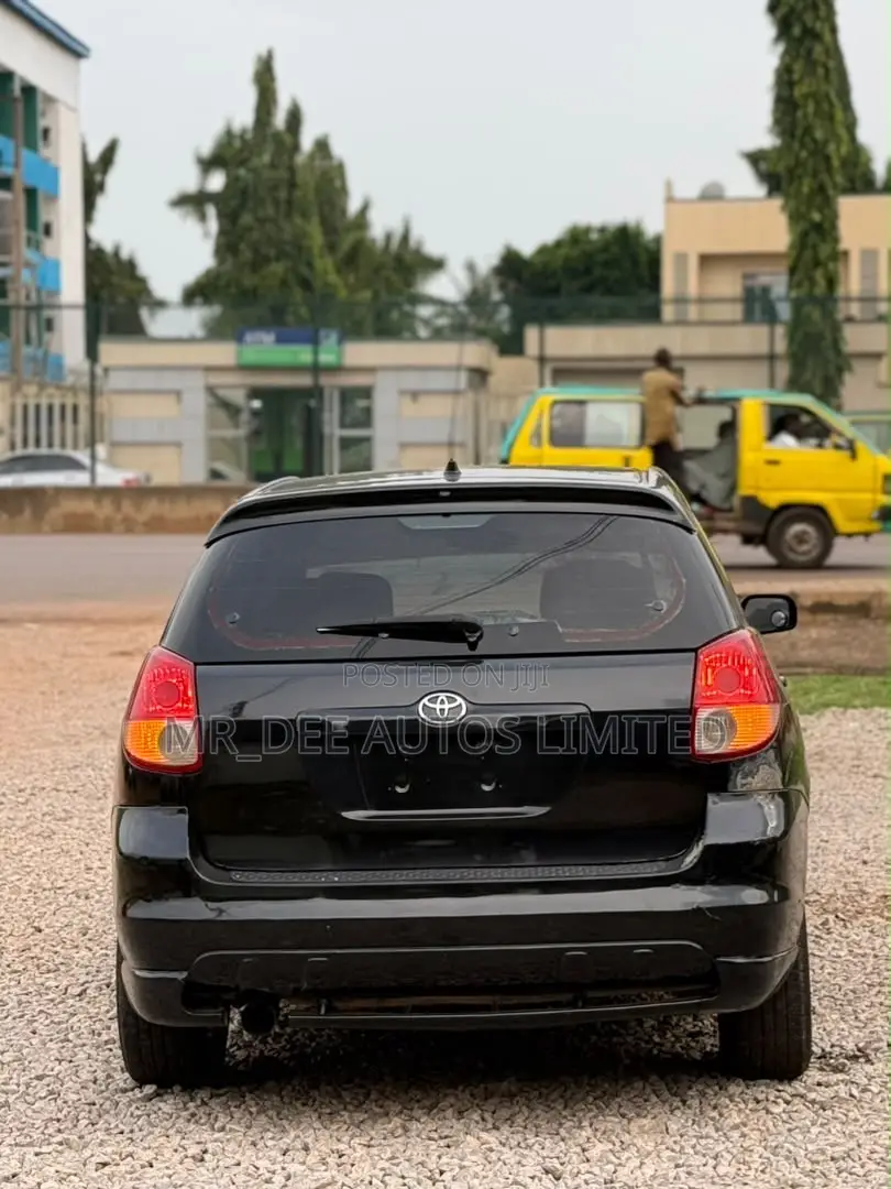 Toyota Matrix 2004 Black