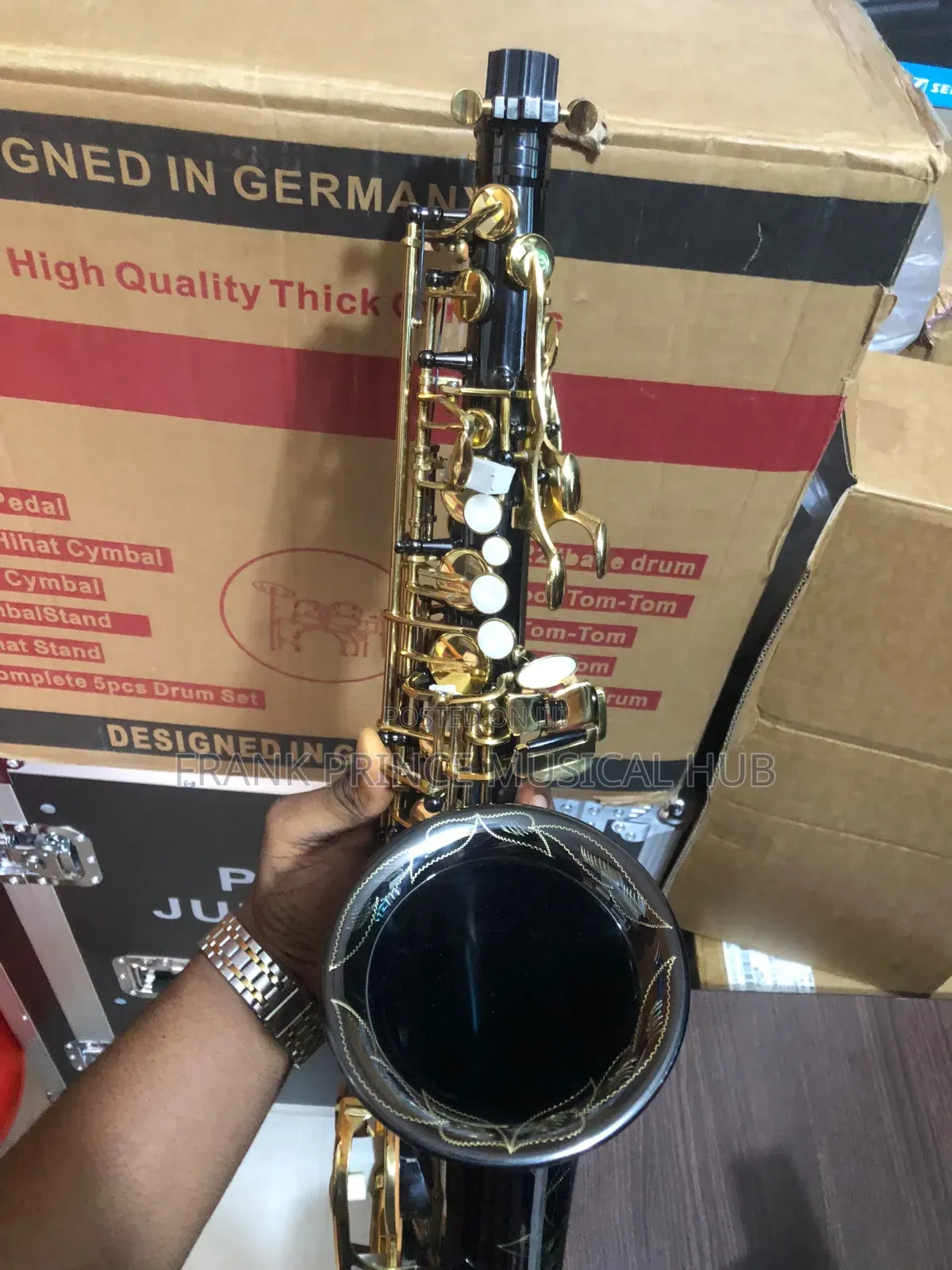 Yamaha Custom Z Alto Saxophone (YAS-82Z) - Black Lacquer Gold Keys