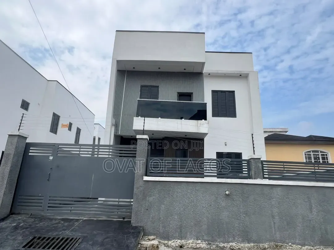 4bdrm Duplex in Ado / Ajah for sale