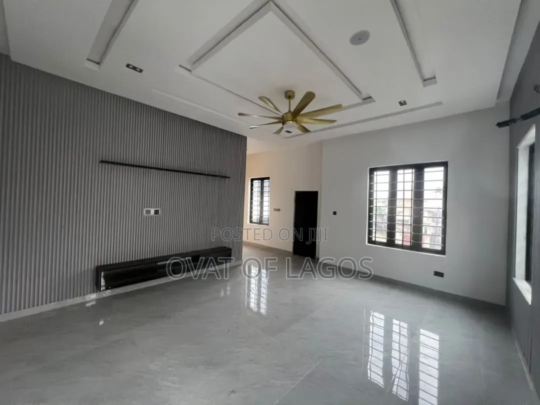 4bdrm Duplex in Ado / Ajah for sale