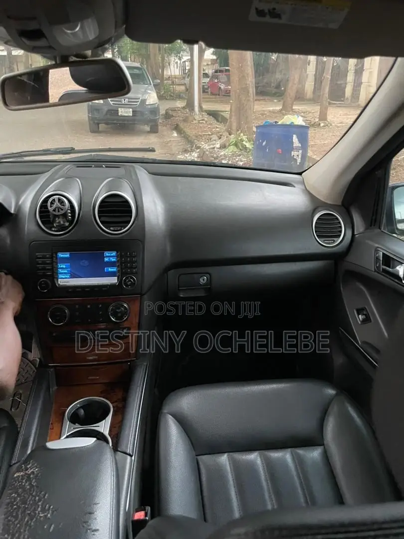 Mercedes-Benz M Class 2009 Black