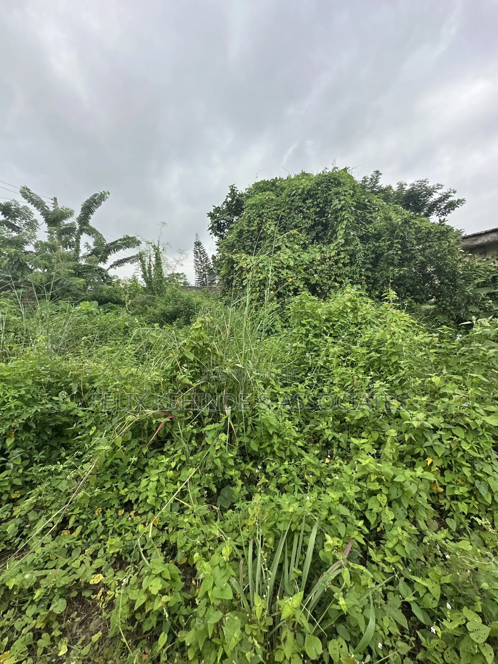 3bdrm Bungalow in Olubadan Estate,, Iwo Road for sale